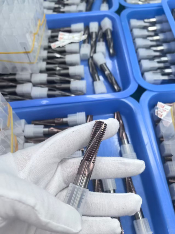 航天标准UNJF-3B内螺纹用钨钢螺纹铣刀